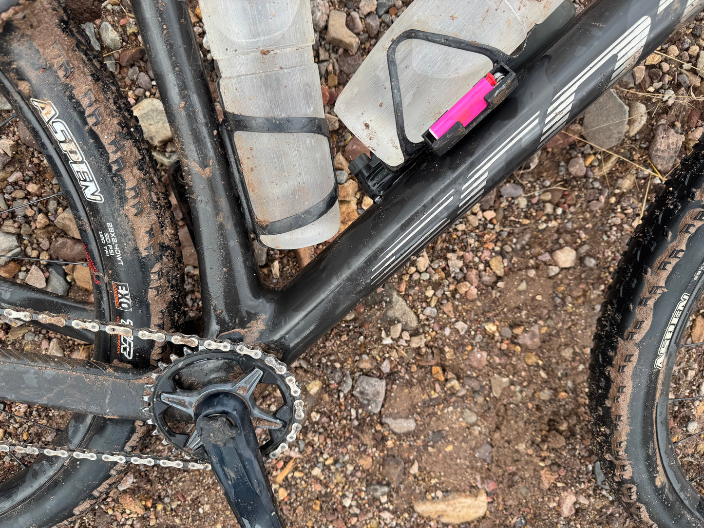bottle cage lighter holder