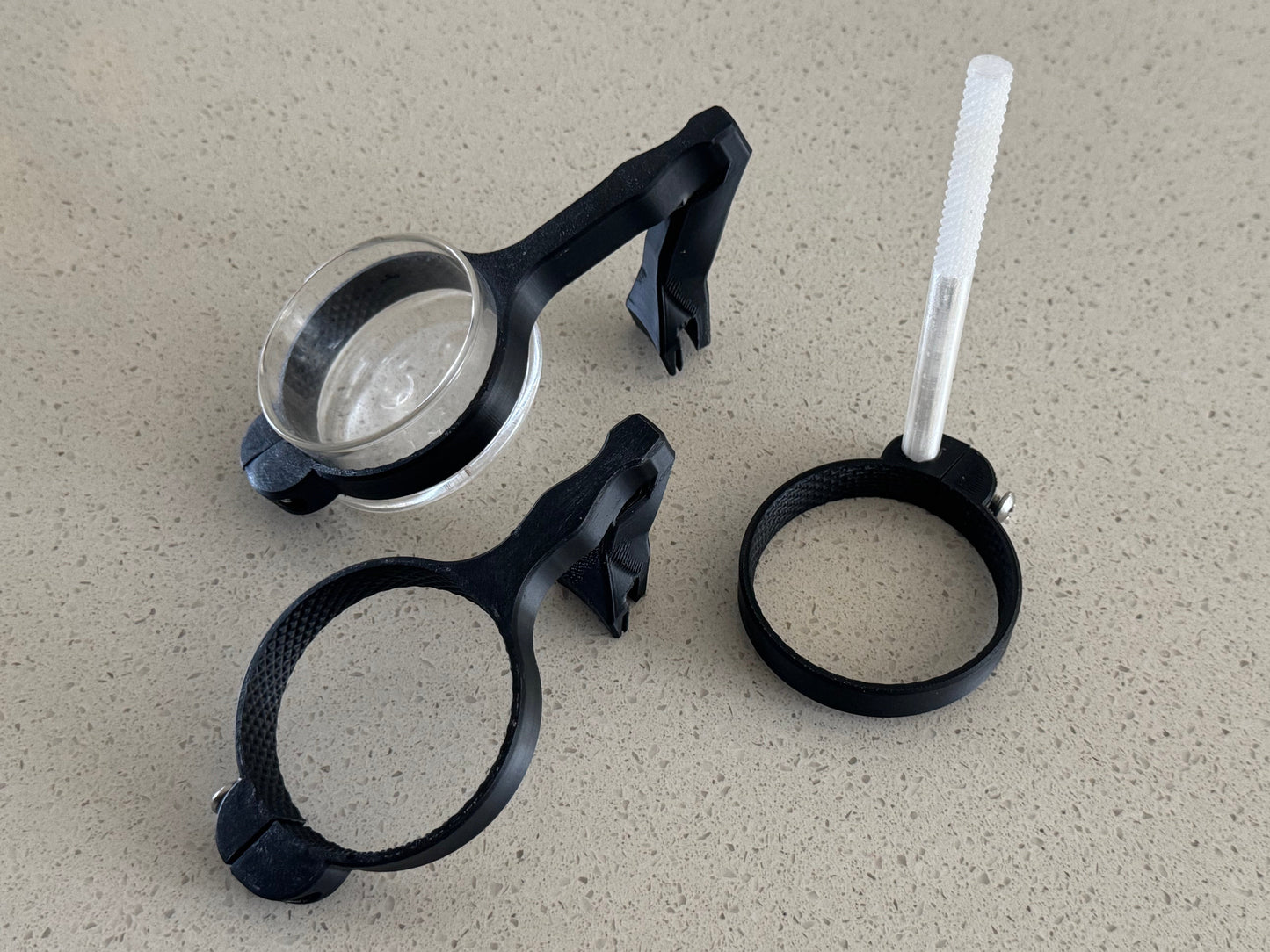 drip controller. dynamic glass pouring diffuser