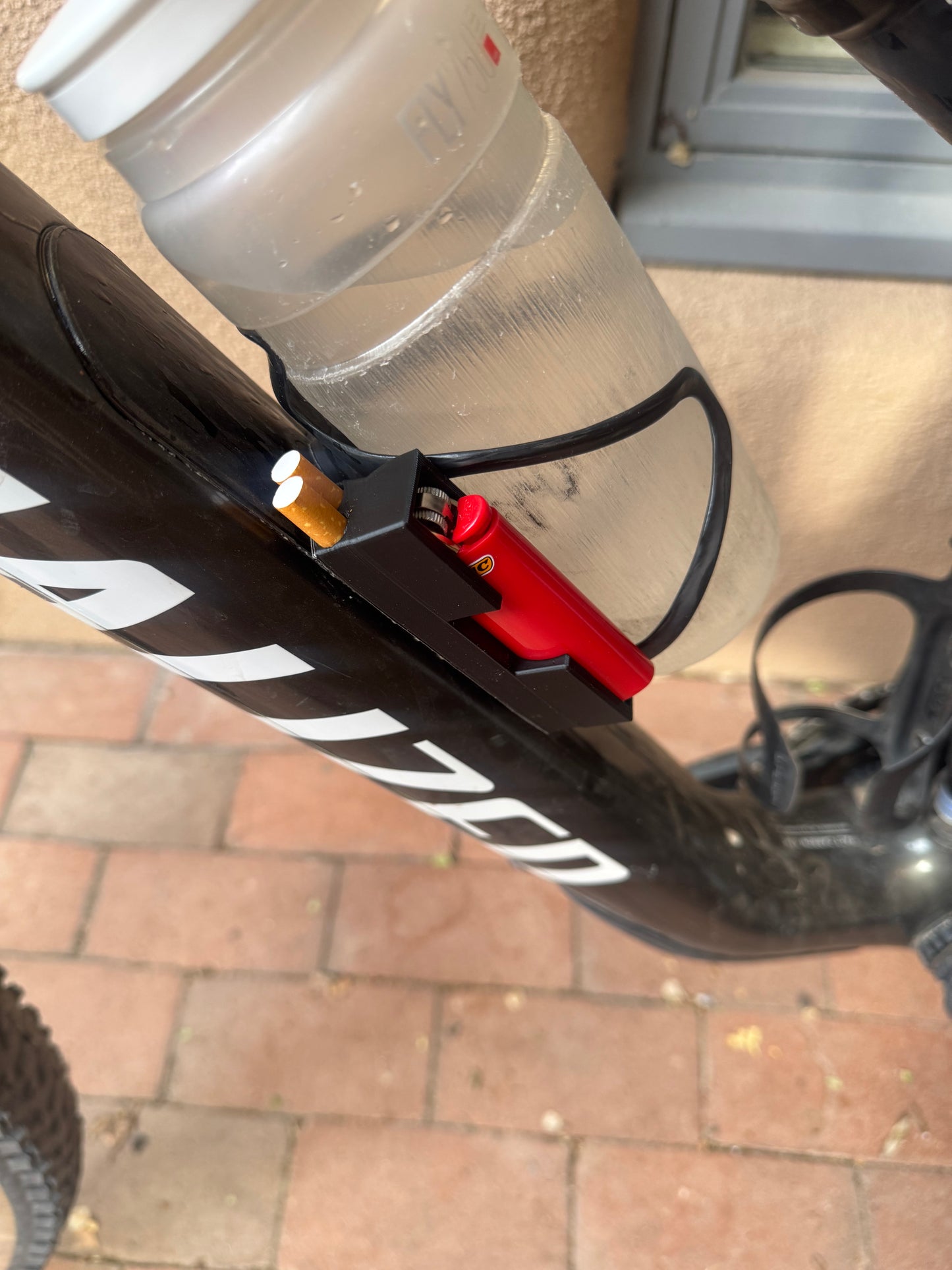 bicycle water bottle cylinder holder (x2)
